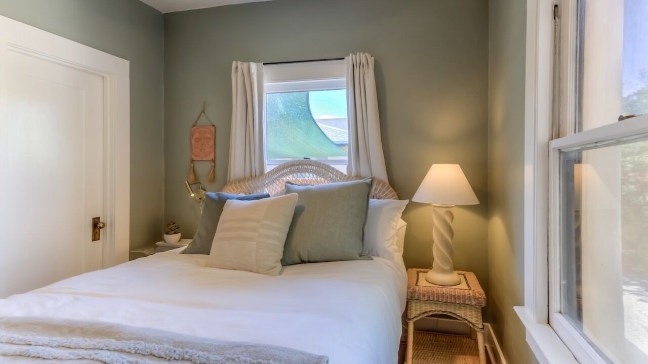 Photo of Bedroom in Feldman's