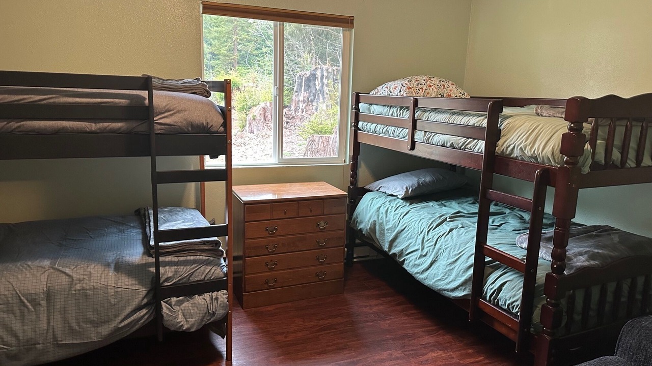 Photo of Bedroom in Crescent City