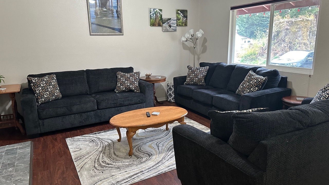 Photo of Livingroom in Crescent City