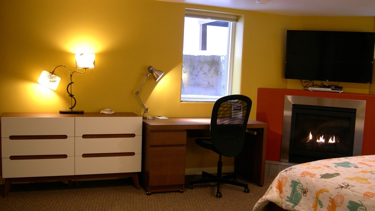 Photo of Livingroom in East Isles