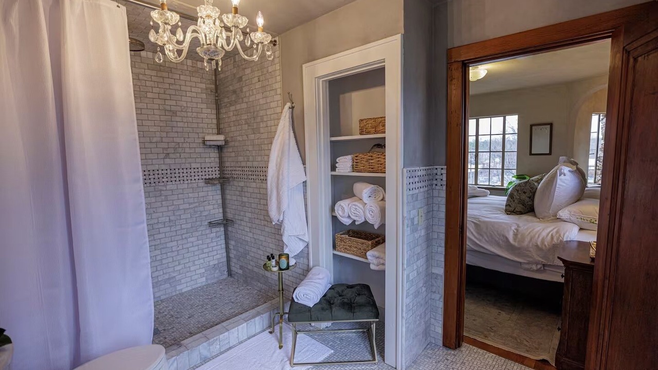 Photo of Bathroom in Tahlequah