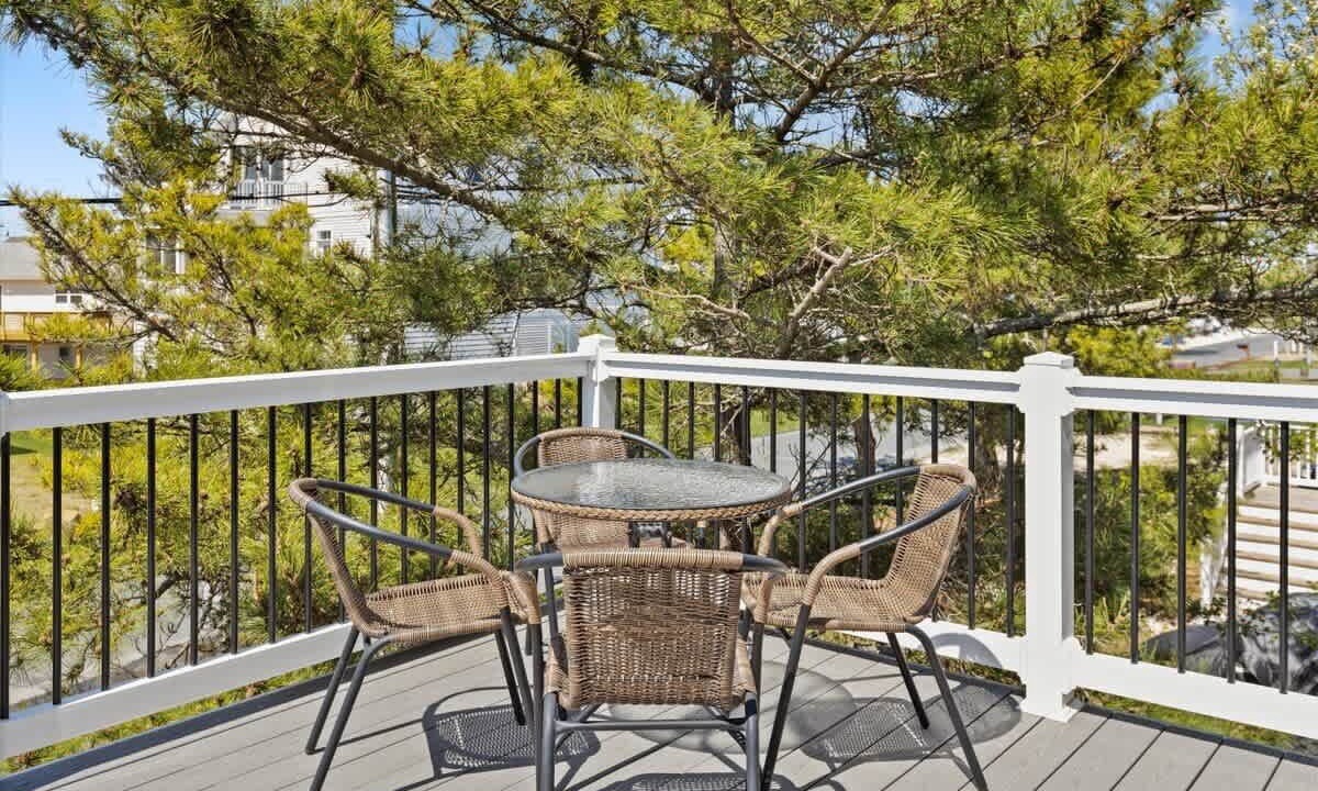 Photo of Others in Edgewater Acres