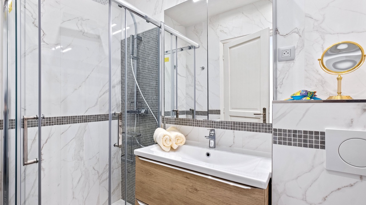 Photo of Bathroom in La Californie