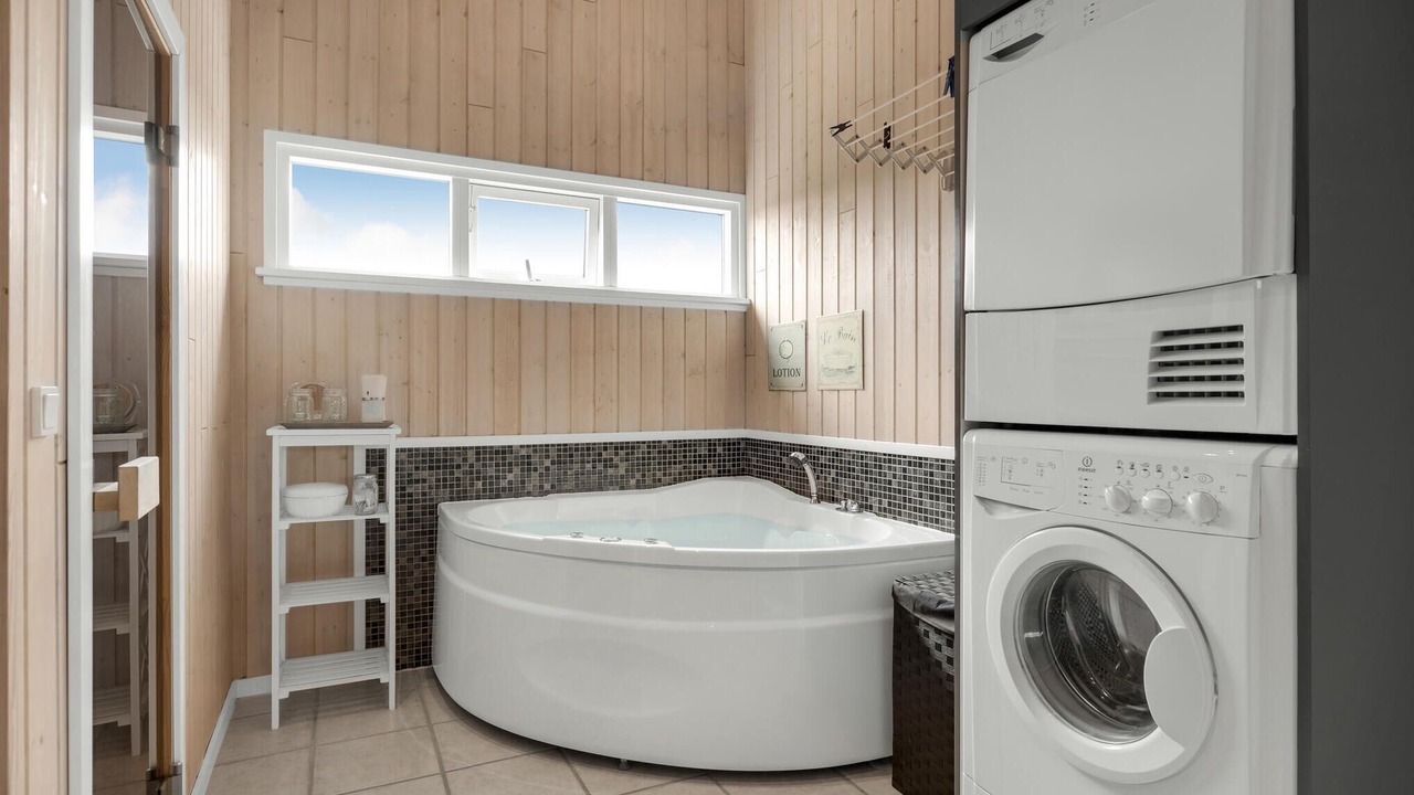 Photo of Bathroom in Skaven Strand