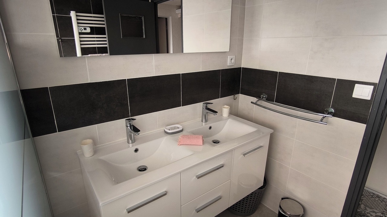 Photo of Bathroom in Parentis-en-Born