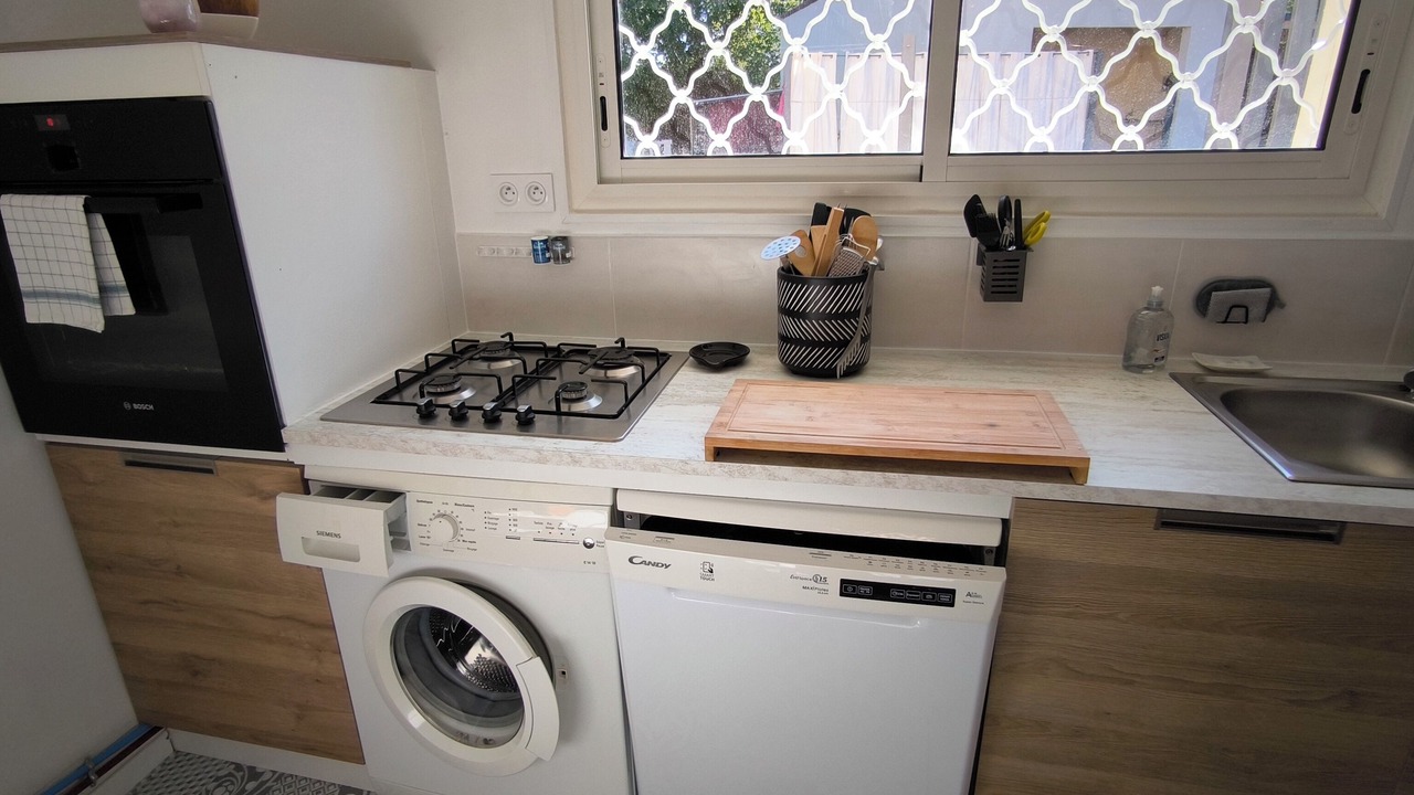 Photo of Kitchen in Parentis-en-Born