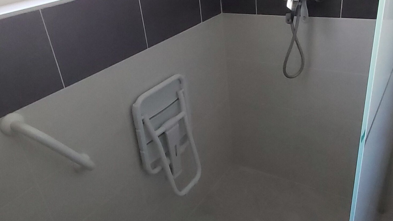Photo of Bathroom in Parentis-en-Born