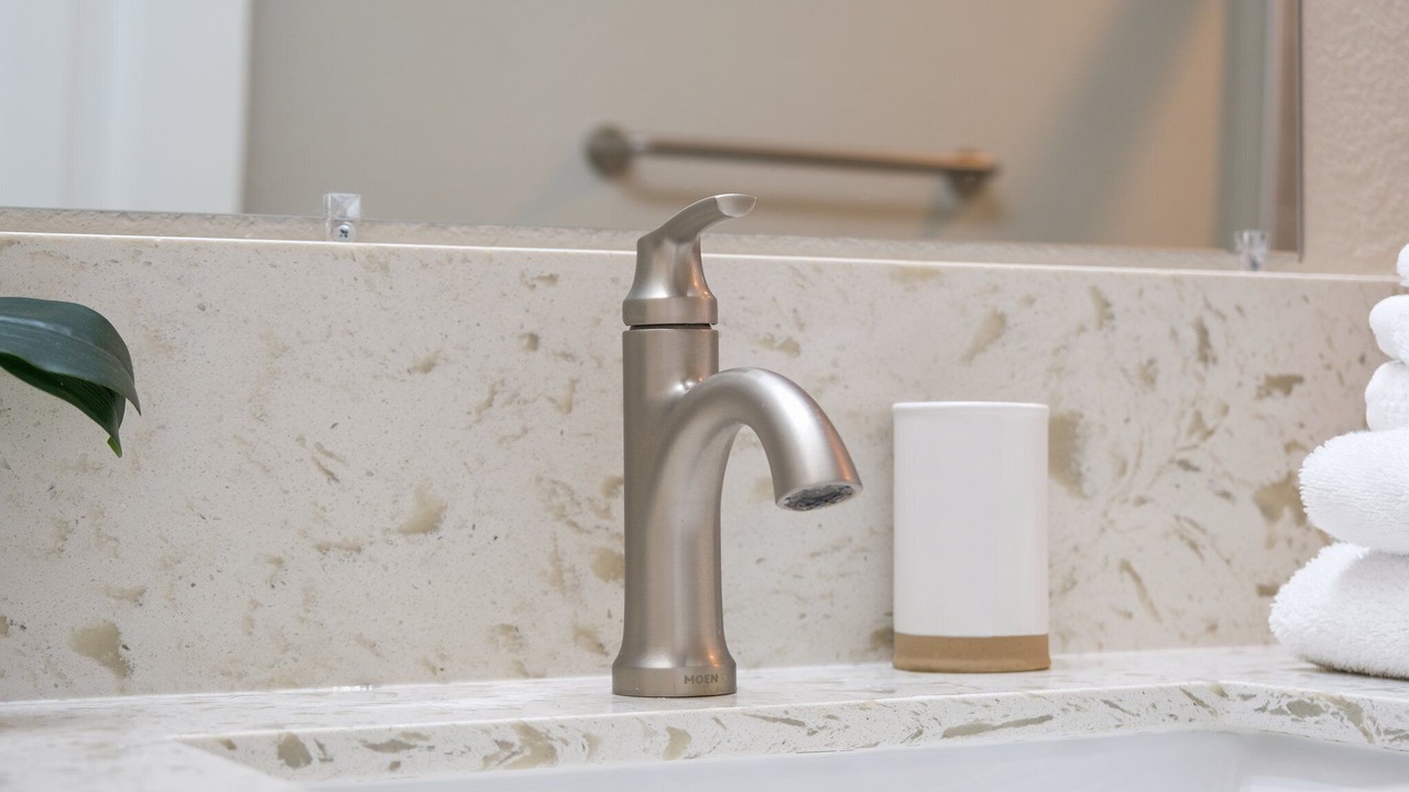 Photo of Bathroom in North Oak Park