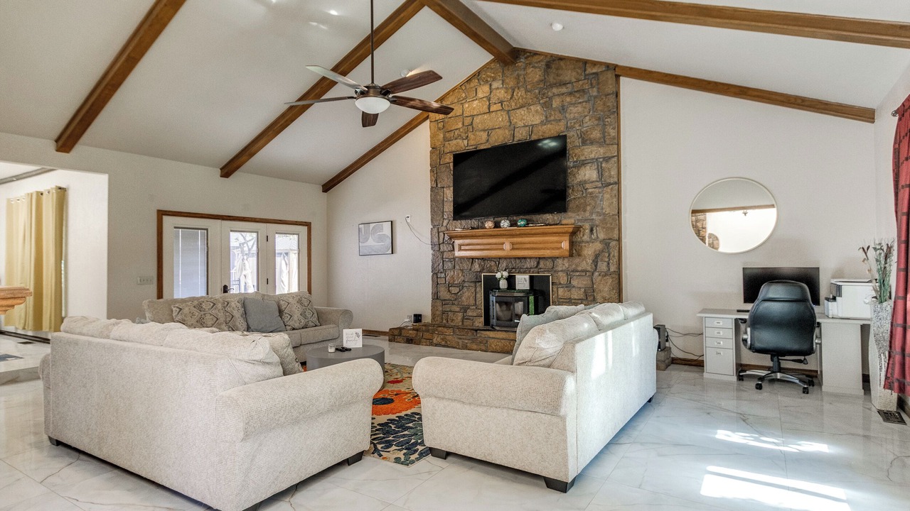 Photo of Livingroom in Wheatland