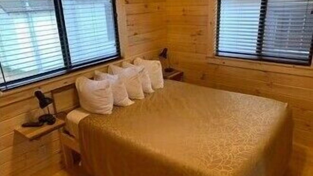 Photo of Bedroom in Mackinaw City
