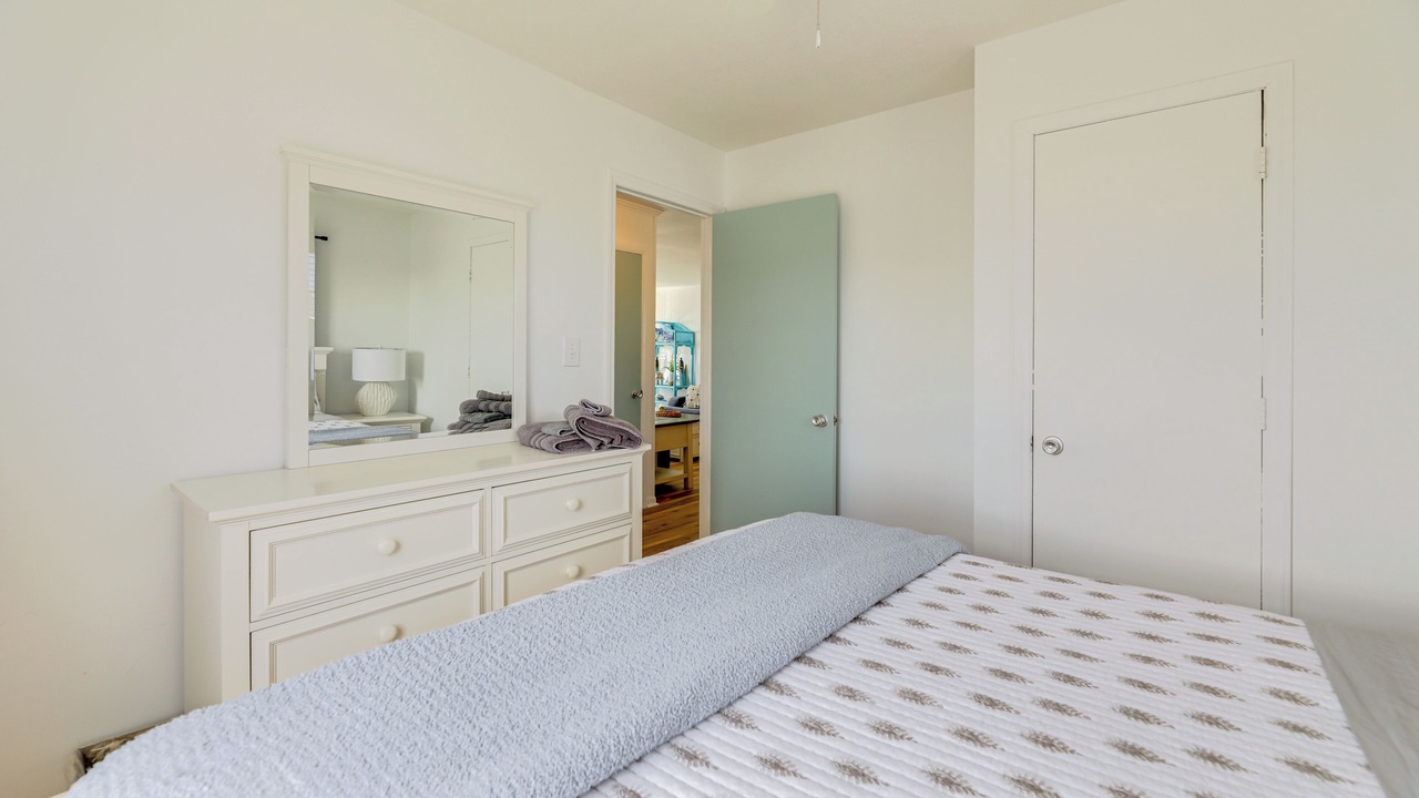 Photo of Bedroom in Indian Beach
