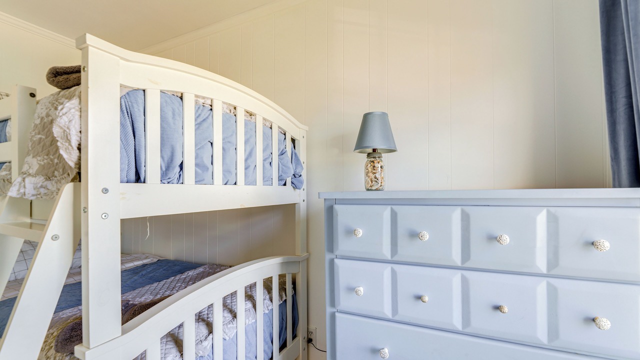 Photo of Bedroom in Indian Beach