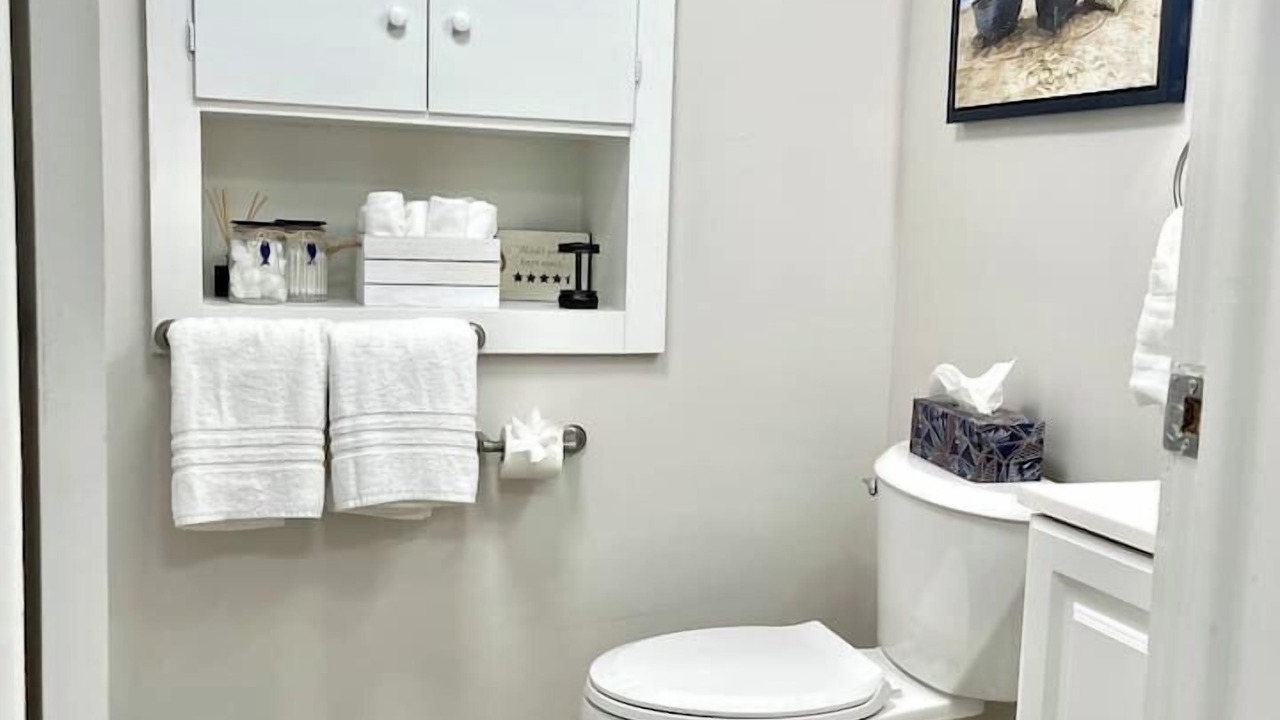 Photo of Bathroom in Sunrise Beach
