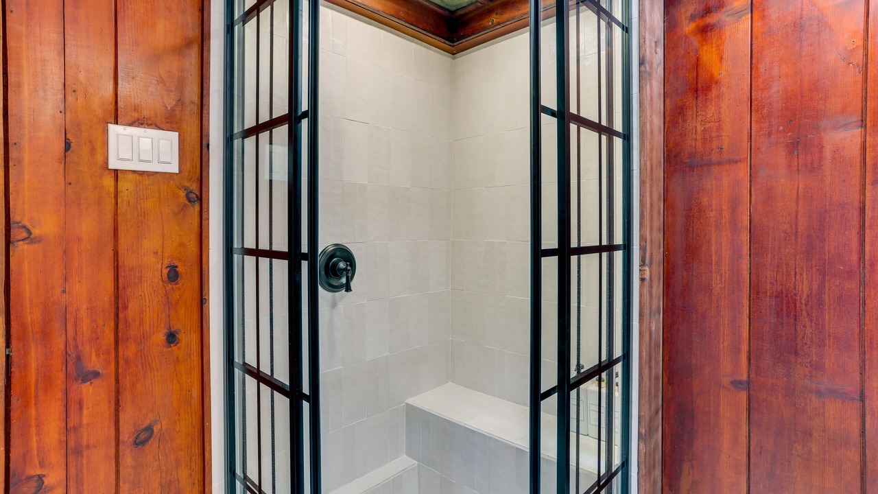 Photo of Bathroom in Smallwood