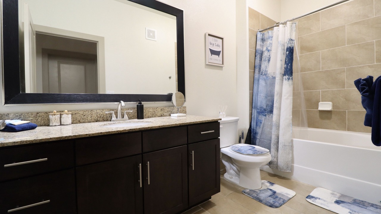 Photo of Bathroom in Midtown