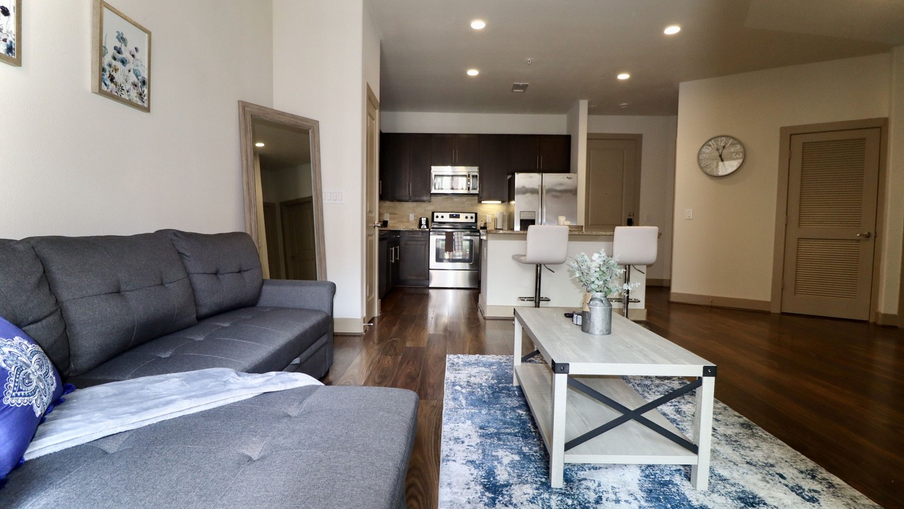 Photo of Livingroom in Midtown