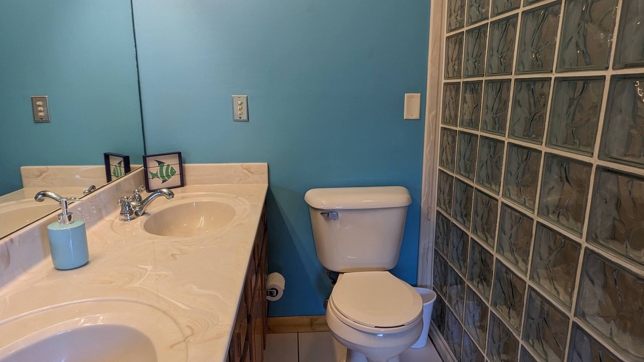 Photo of Bathroom in Camdenton