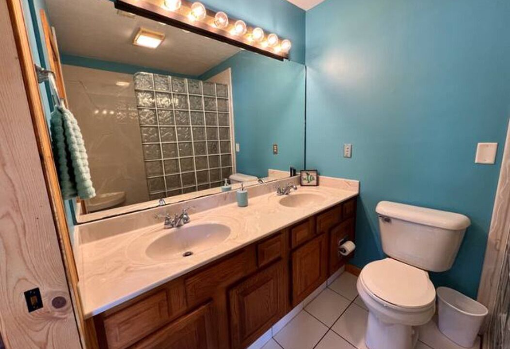 Photo of Bathroom in Camdenton