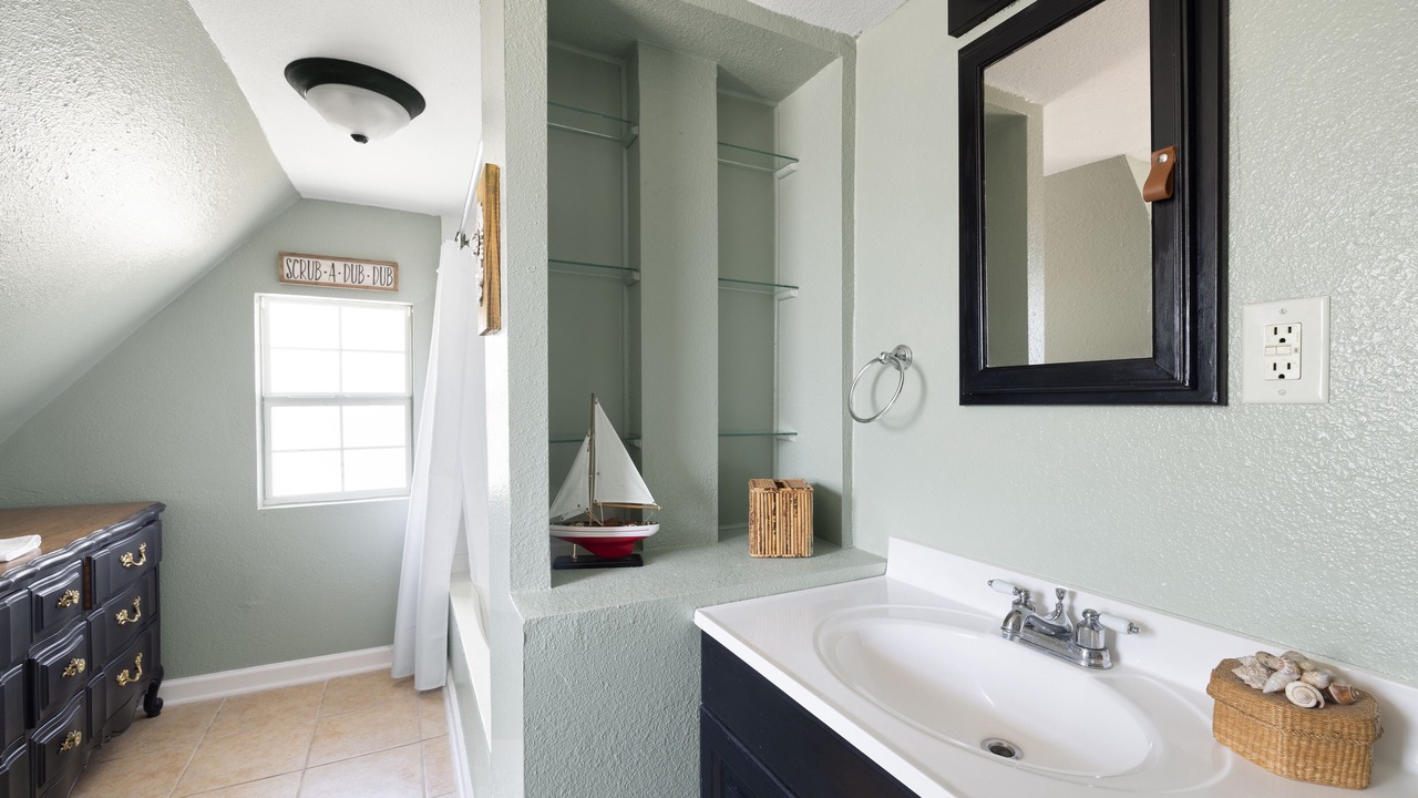 Photo of Bathroom in Aransas Pass