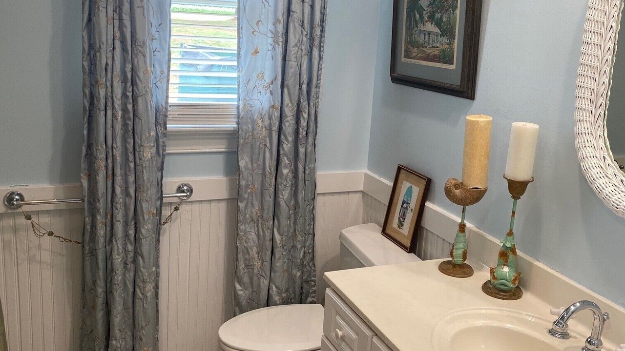 Photo of Bathroom in Sharps