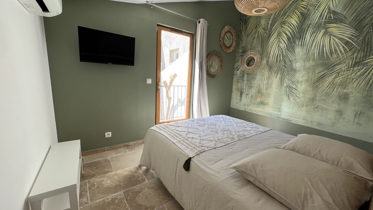 Photo of Bedroom in Balaruc-les-Bains