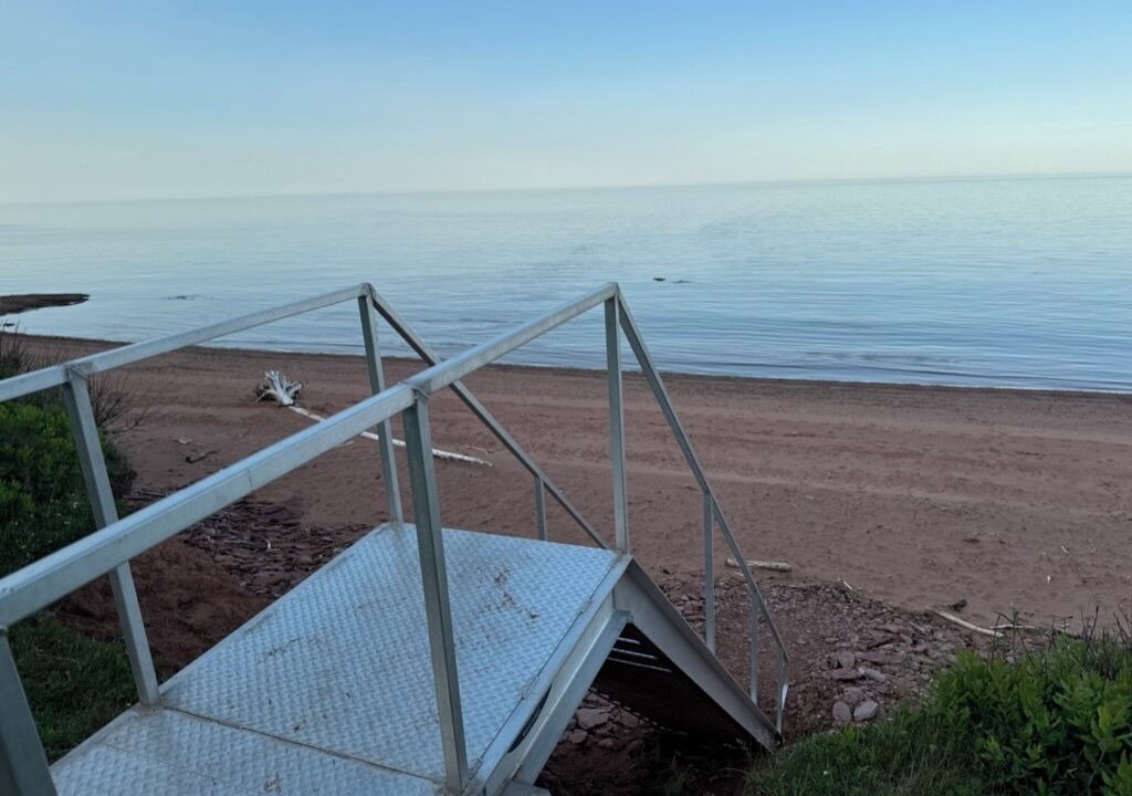 Photo of Others in Kildare Capes