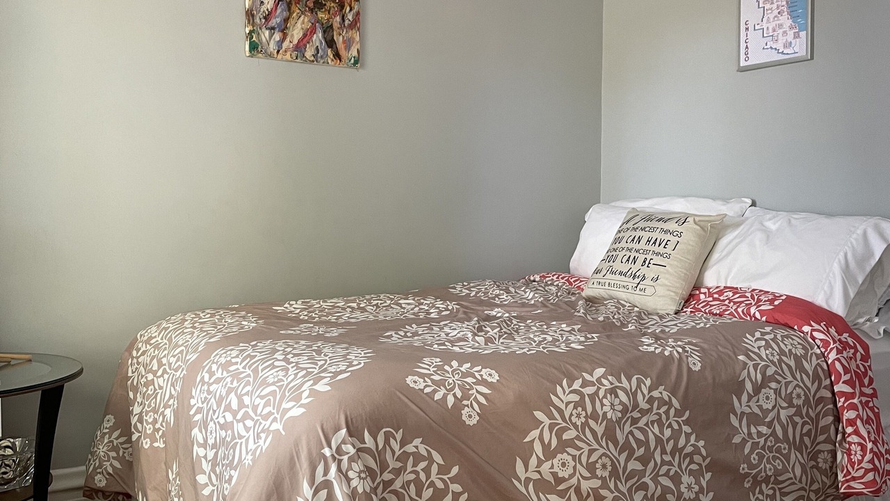 Photo of Bedroom in Lakeview