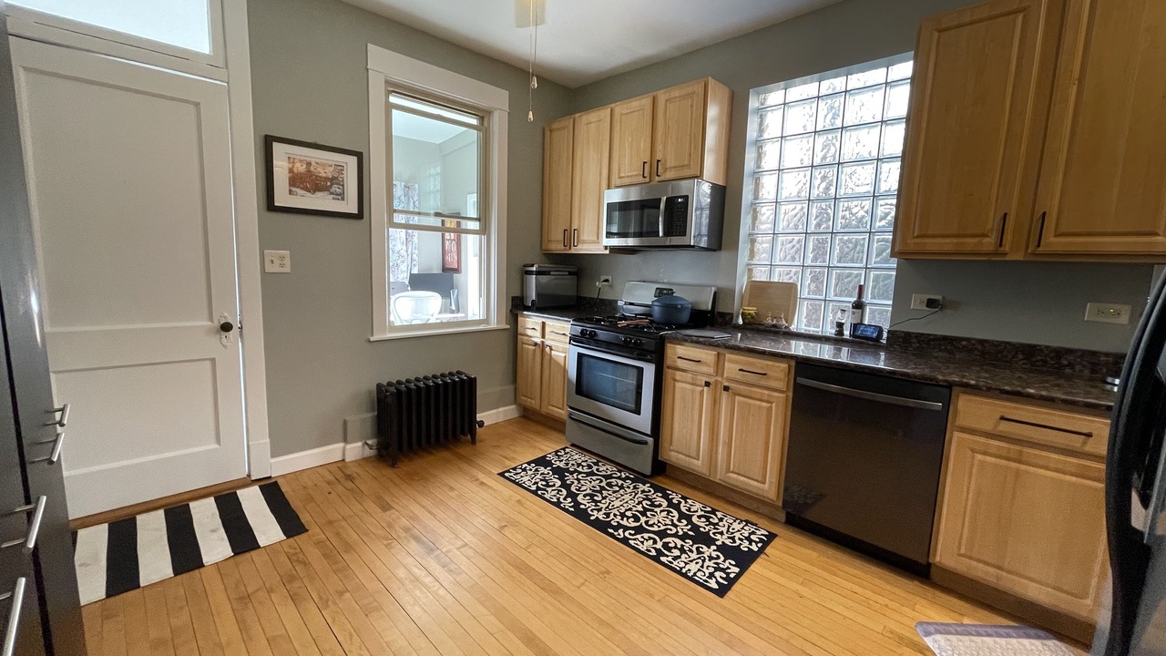Photo of Kitchen in Lakeview
