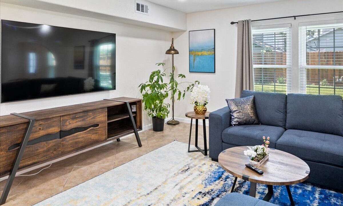 Photo of Livingroom in MacGregor