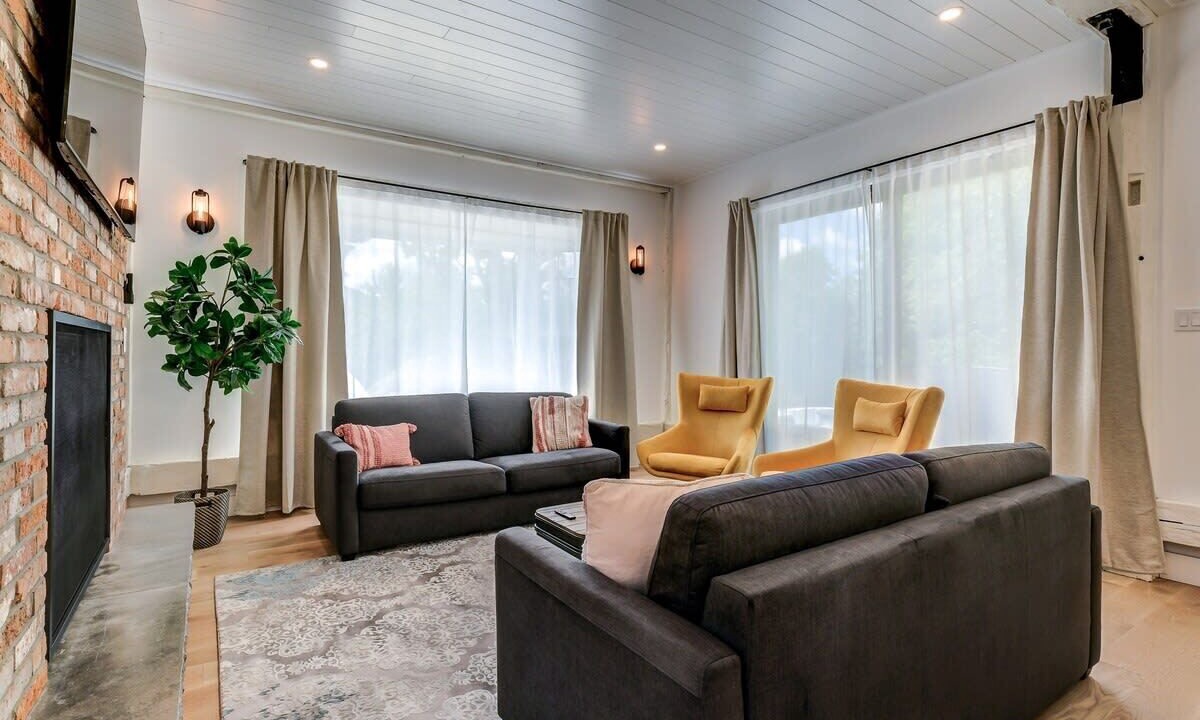 Photo of Livingroom in Bromont