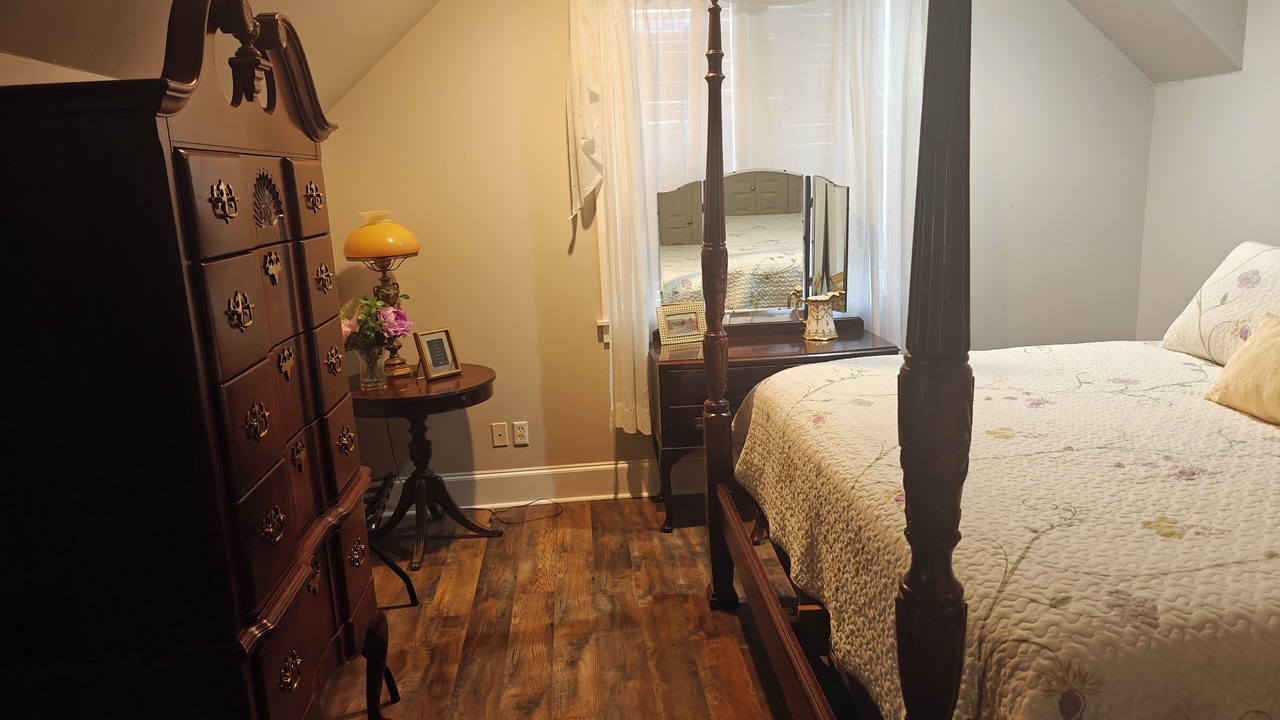 Photo of Bedroom in Wellborn