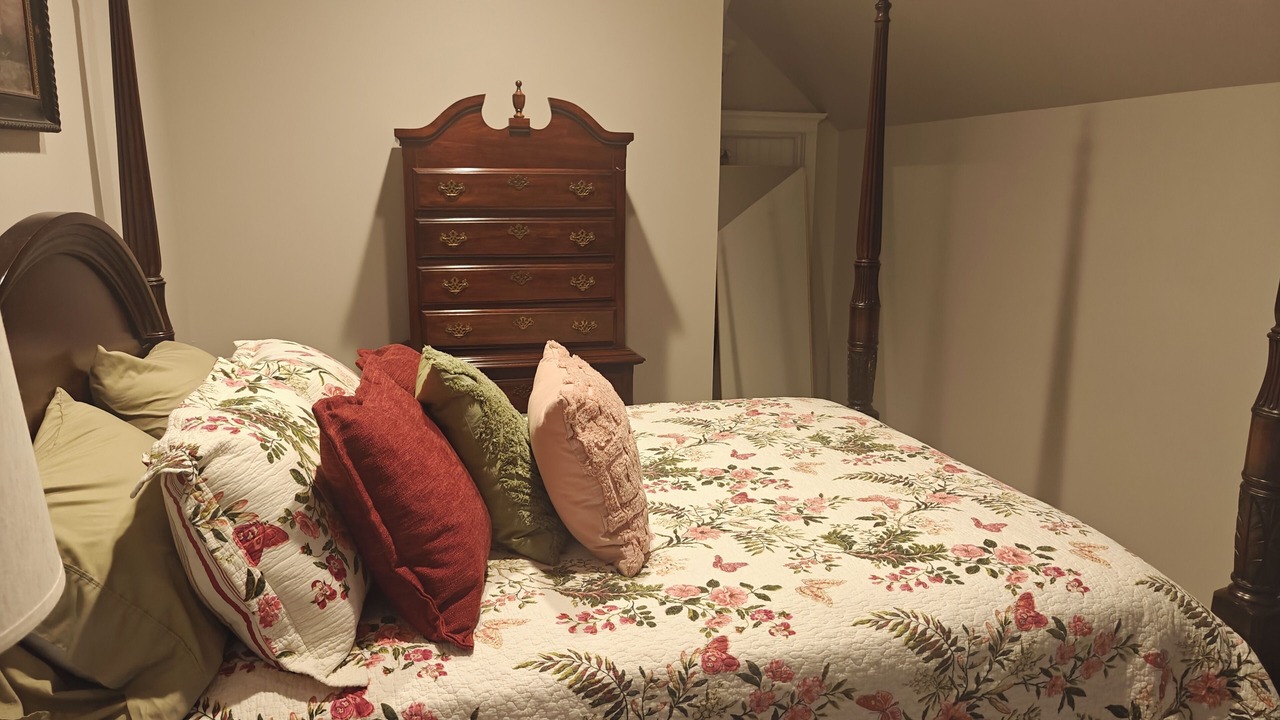 Photo of Bedroom in Wellborn