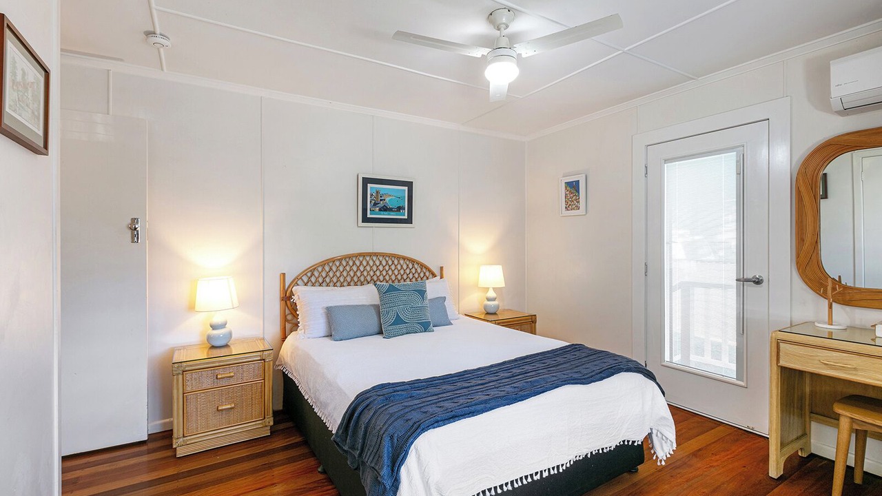 Photo of Bedroom in Moffat Beach