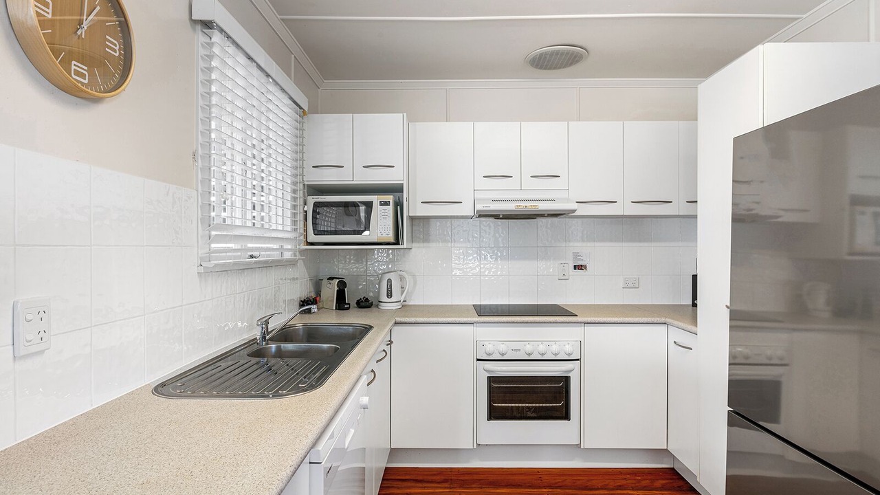 Photo of Kitchen in Moffat Beach