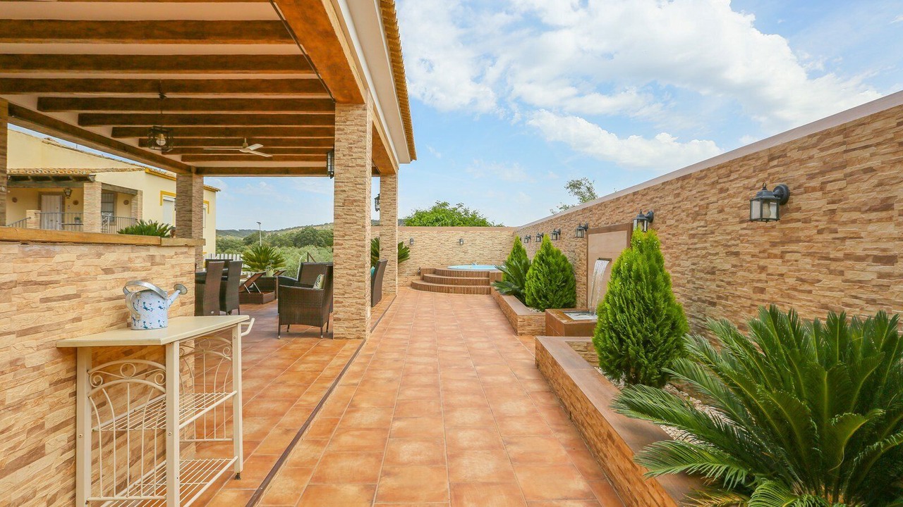 Photo of Patio Balcony in La Puebla de los Infantes