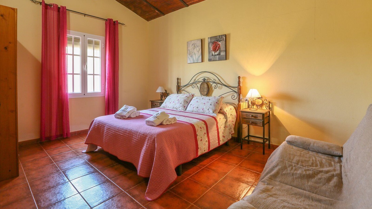 Photo of Bedroom in La Puebla de los Infantes