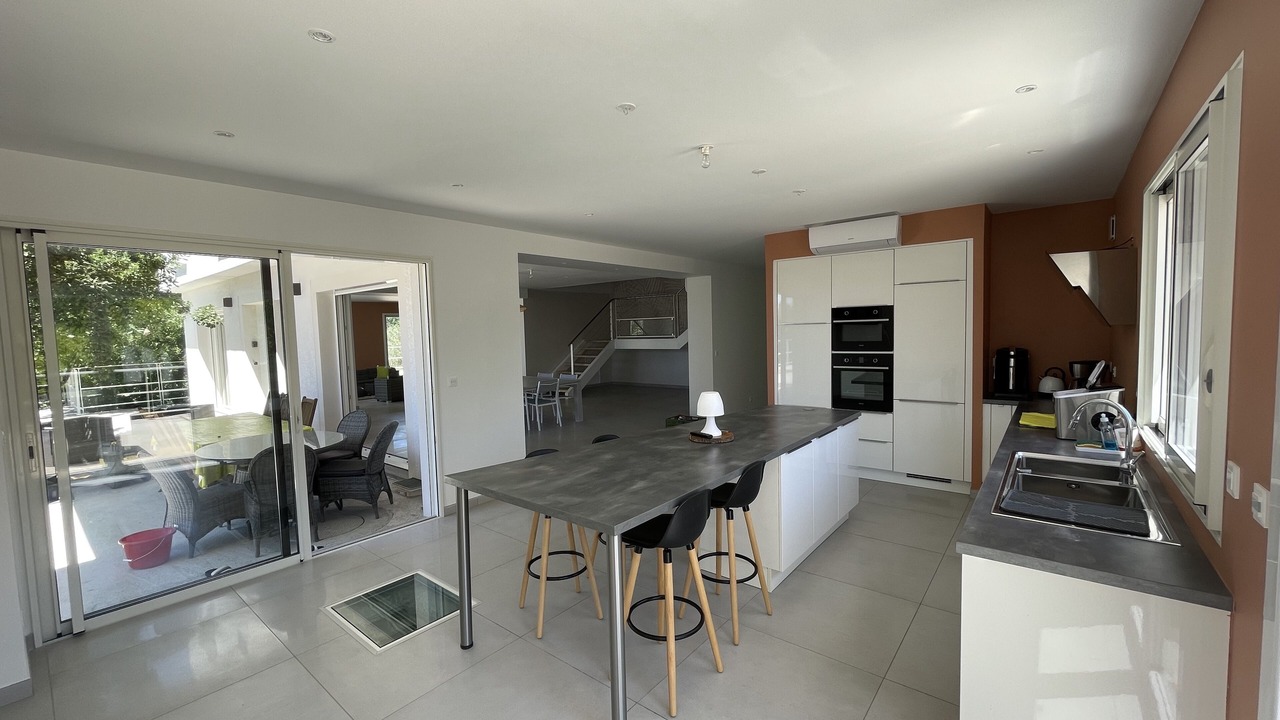 Photo of Kitchen in Saint Alban Auriolles