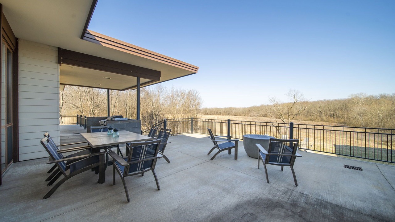 Photo of Outdoor in Grove