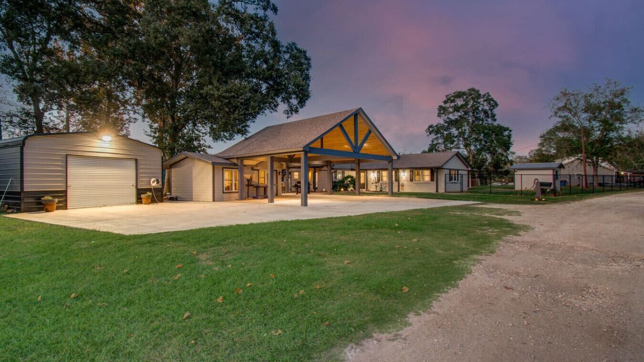 Photo of Outdoor in Wild Peach Village