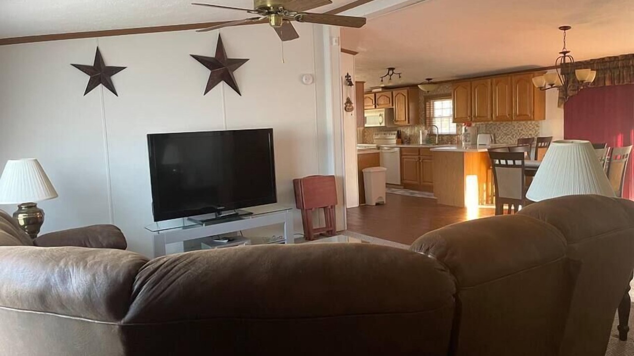 Photo of Livingroom in Clinton