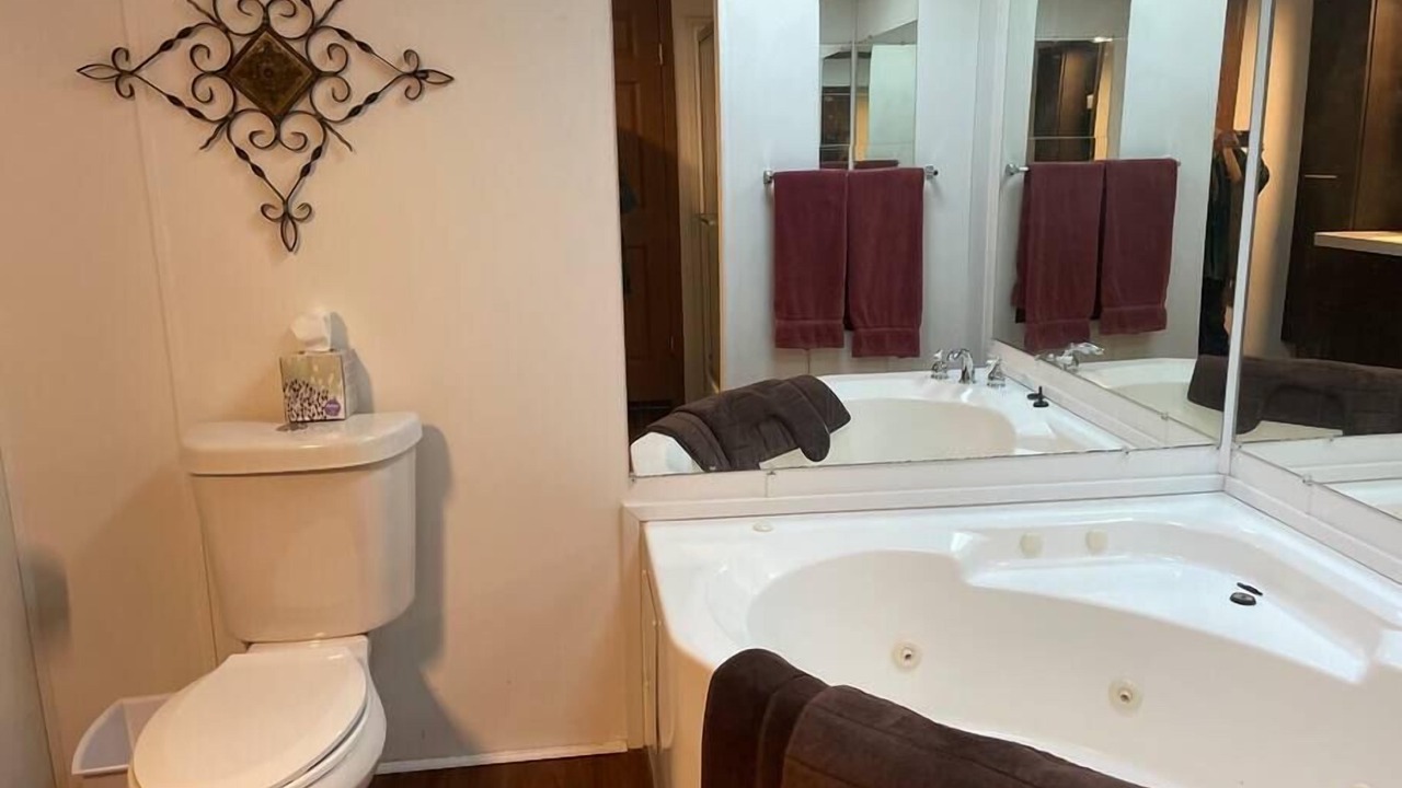 Photo of Bathroom in Clinton