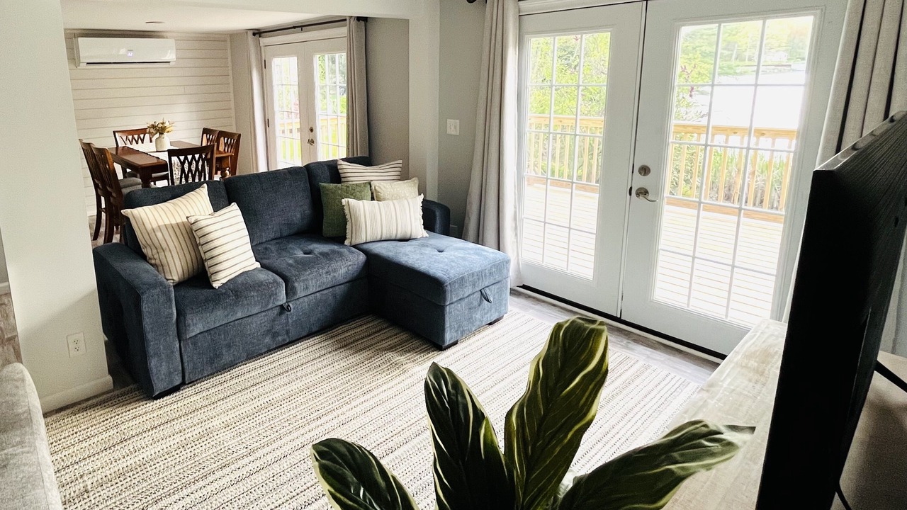 Photo of Livingroom in Montville