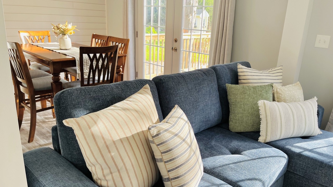 Photo of Livingroom in Montville