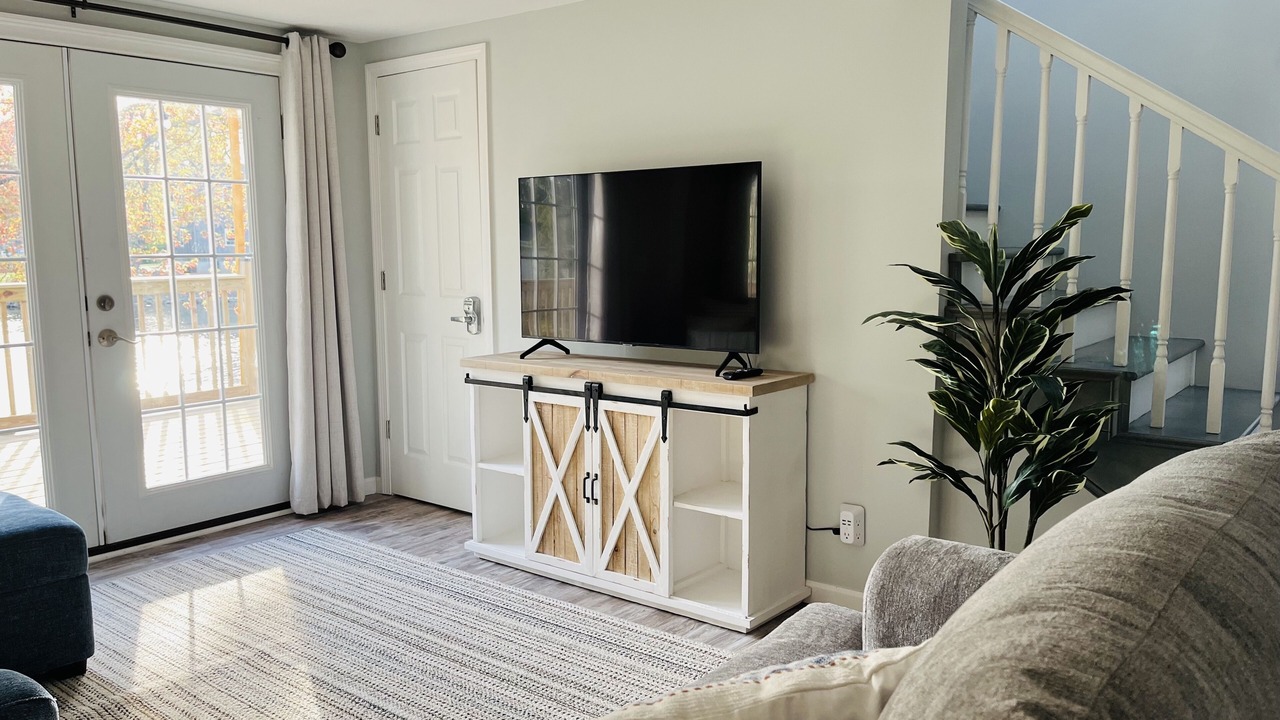 Photo of Livingroom in Montville