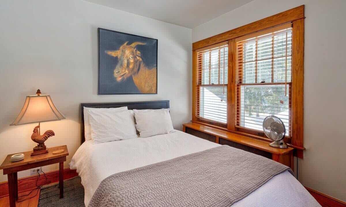 Photo of Bedroom in Youngsville