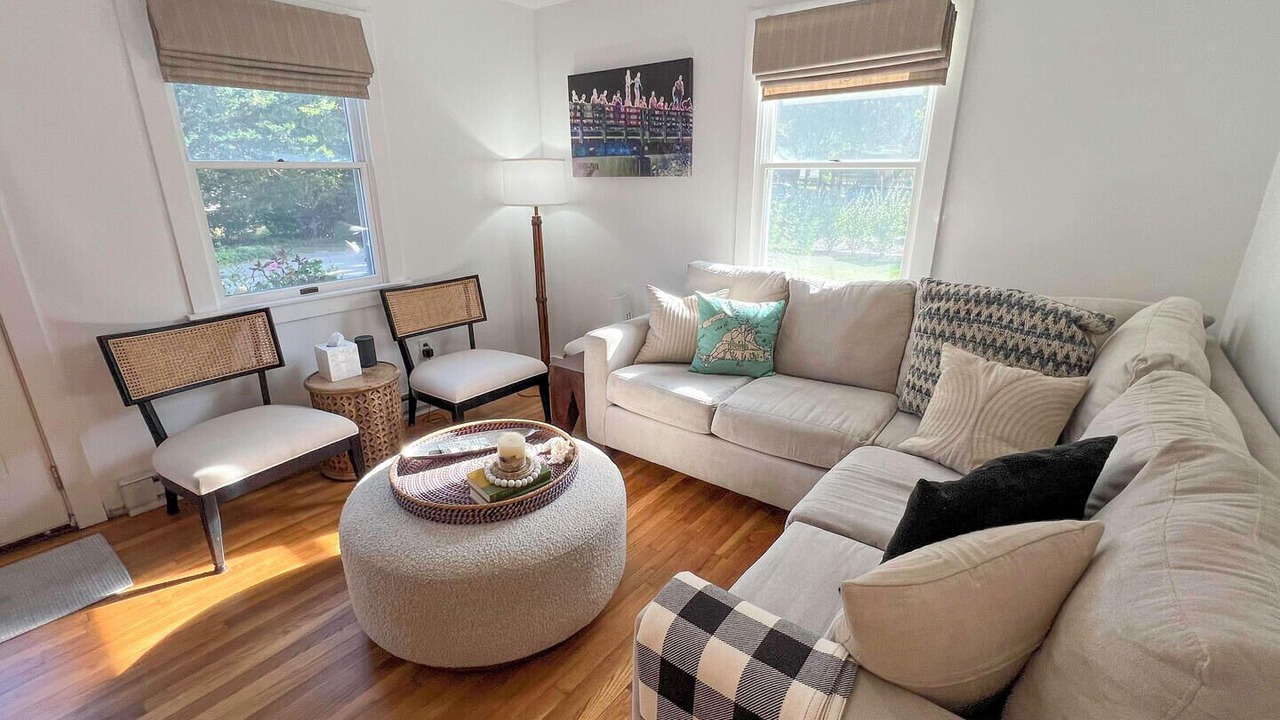 Photo of Bedroom in Lagoon Heights