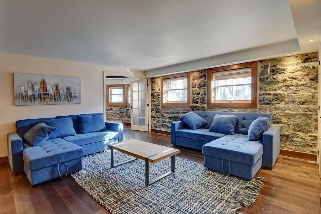 Photo of Livingroom in Downtown Montreal