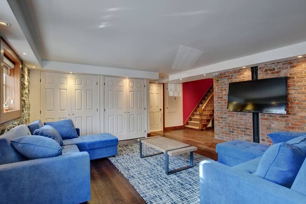 Photo of Livingroom in Downtown Montreal