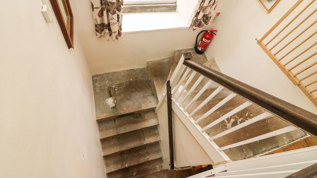 Photo of Others in Horsehouse