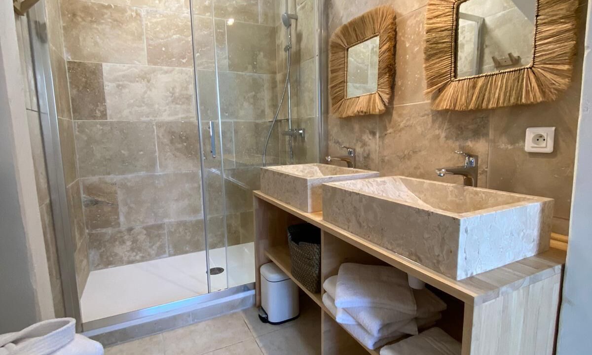 Photo of Bathroom in Villereal